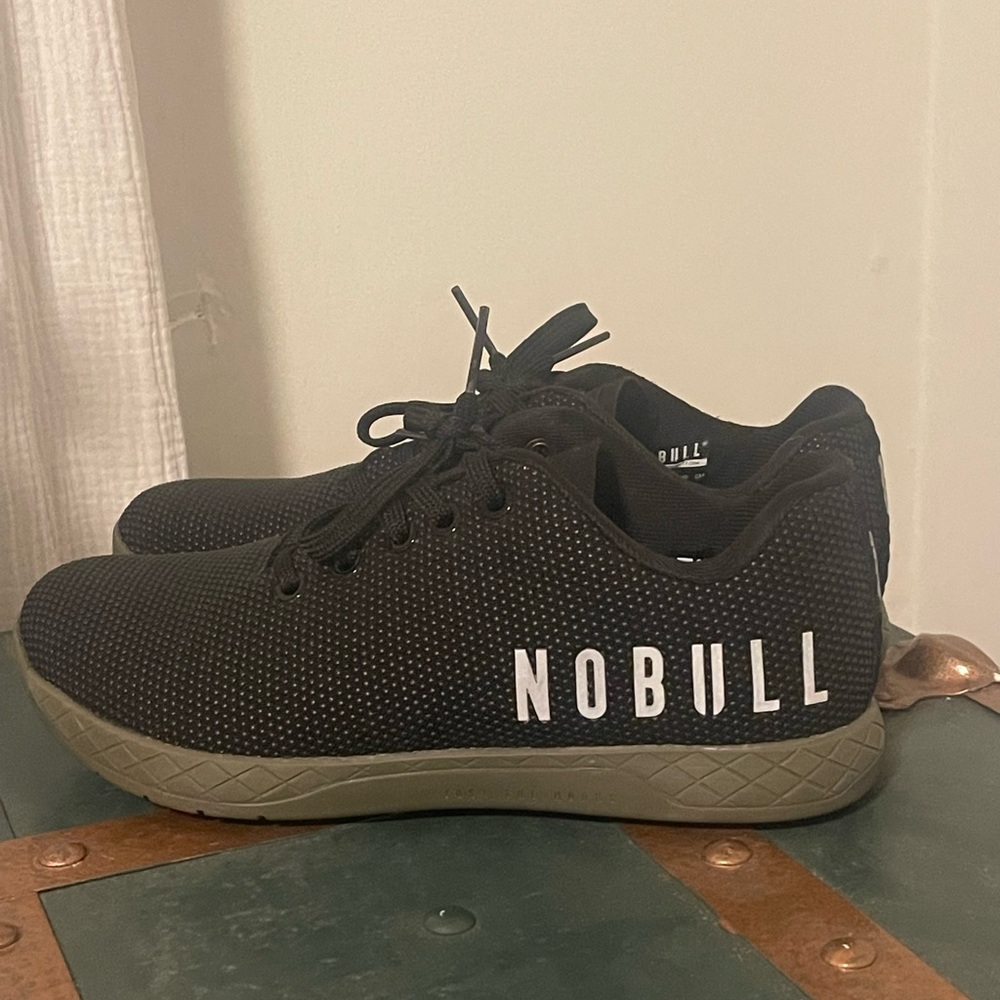 No Bull Trainers women’s size 8 new!